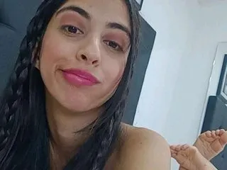 AnnaAlvarezz's Thumb Image