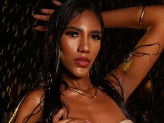 AntonelaGarde – webcam model profile photo