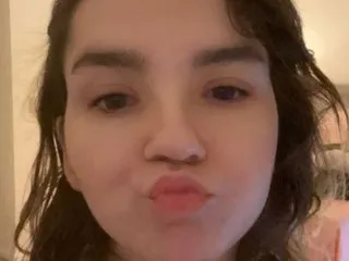 AshleighPink – webcam model profile photo