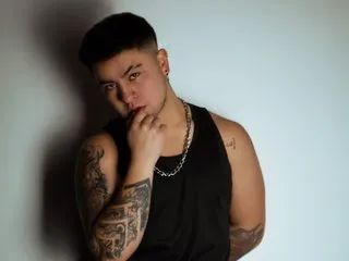 AxellSantana – webcam model profile photo