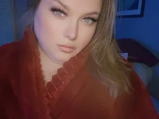 BlessedwCurves's Thumb Image