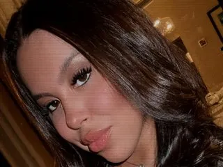 Cassyanna22 – webcam model profile photo
