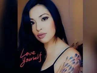 CrystalW – webcam model profile photo Image 4