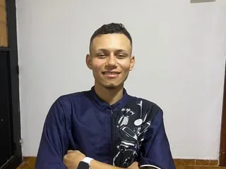 DaniloBor – webcam model profile photo