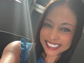 Delina_Lake – webcam model profile photo