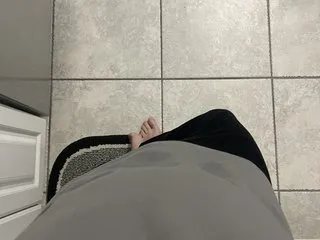 descretehornydilf's Thumb Image
