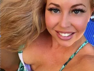 winter11 – webcam model profile photo Image 2