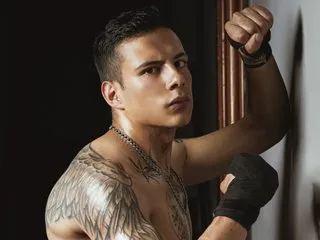 MASSIVEME38 – webcam model profile photo Image 4