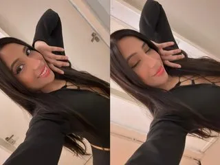 KiraSpitQueen – webcam model profile photo Image 11