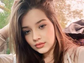 Elizaqueens's Thumb Image