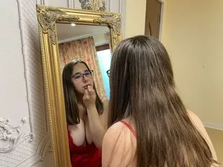 DeliciousAlbany – webcam model profile photo Image 2