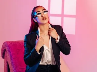 TamaraWonders – webcam model profile photo Image 2