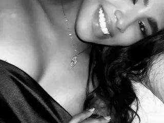 VictoriaQueen18 – webcam model profile photo Image 7