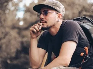 LeoKnox – webcam model profile photo