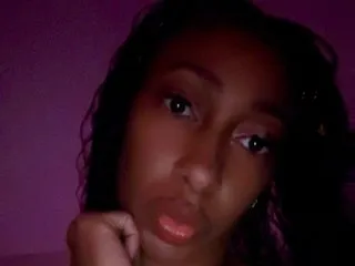 MadamGlam – webcam model profile photo