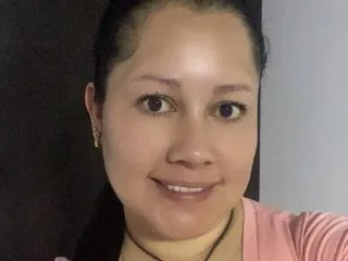 Marianasmiithh's Thumb Image