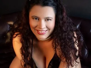 CurvyCourtneyUK – webcam model profile photo Image 2