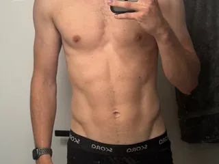 maskedboy – webcam model profile photo