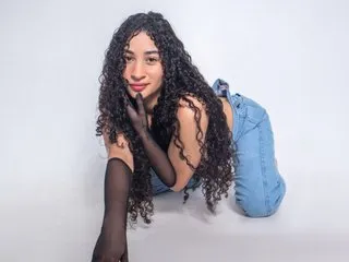 MilahLovee_s – webcam model profile photo