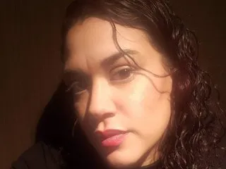 MisNonip – webcam model profile photo