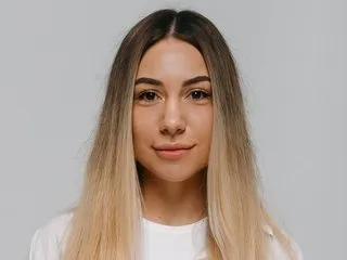 MollyBlink's Thumb Image
