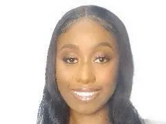 MsTipsychin – webcam model profile photo