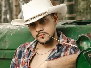 ChristiinaLopez – webcam model profile photo Image 3