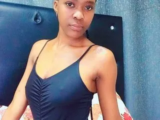 PetiteBodyxxx – webcam model profile photo