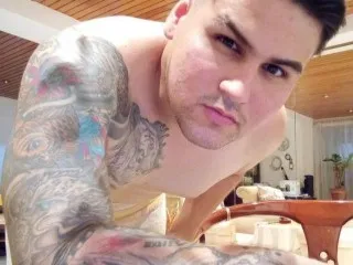 pitbullyveryhot's Thumb Image