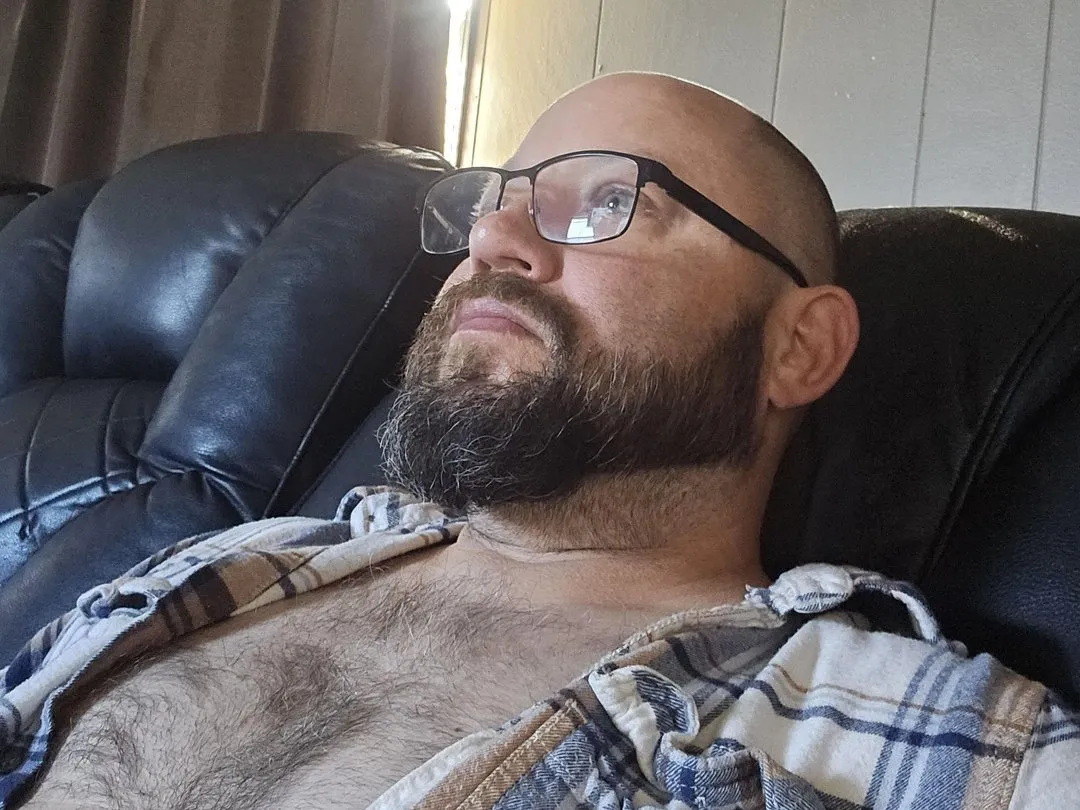 RedneckWants2Play's Thumb Image