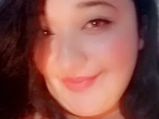 Sammybelly32's Thumb Image