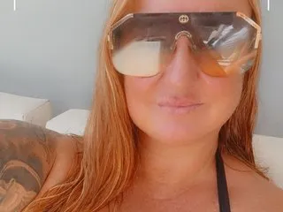 PeachBloom – webcam model profile photo Image 5