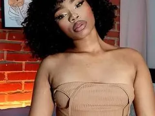 KiaraRouge – webcam model profile photo Image 3