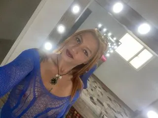 veronicaqueenthx's Thumb Image