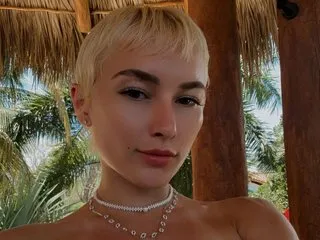 Laylaa_x_x – webcam model profile photo Image 3