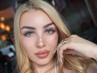 yPEACH's Thumb Image