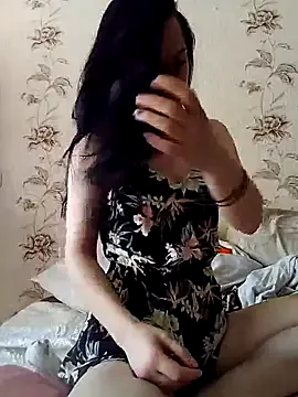 Yasmini – webcam model profile photo Image 9