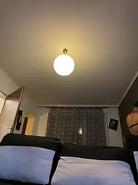 1Richrichard1 Image 19