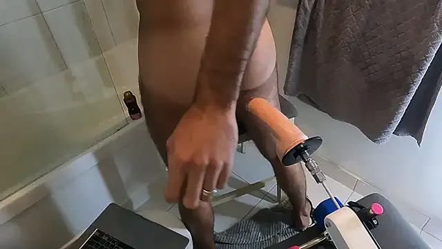 MichellMoon_21 – webcam model profile photo Image 6