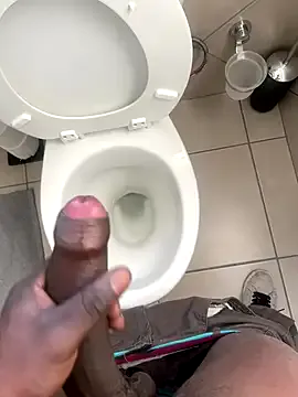 alandelrey57 – webcam model profile photo Image 16