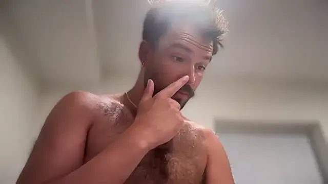 Robine868 – webcam model profile photo Image 5