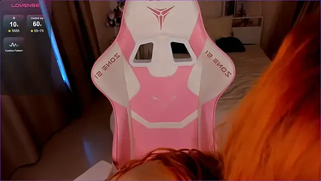 Janhvi- – webcam model profile photo Image 10