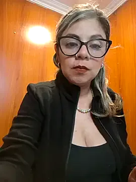 Lia_Berry – webcam model profile photo Image 13