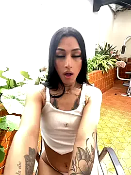 Grethasounders – webcam model profile photo Image 4