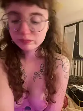 ValerieBurke – webcam model profile photo Image 3