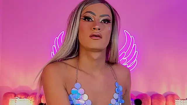 MiaColliings – webcam model profile photo Image 5