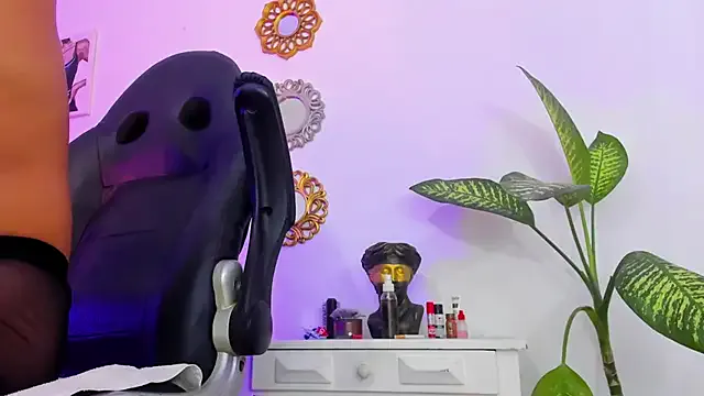 EvaStyl – webcam model profile photo Image 10