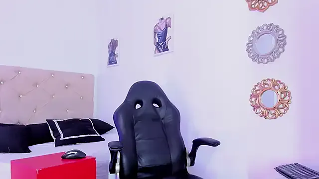 EvaStyl – webcam model profile photo Image 8