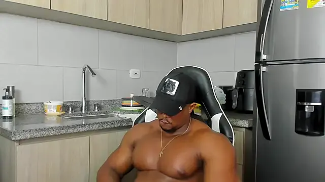 secret_dream415 – webcam model profile photo Image 12