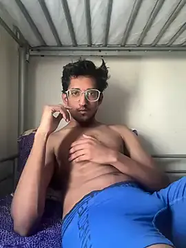 MckennieMoon – webcam model profile photo Image 7